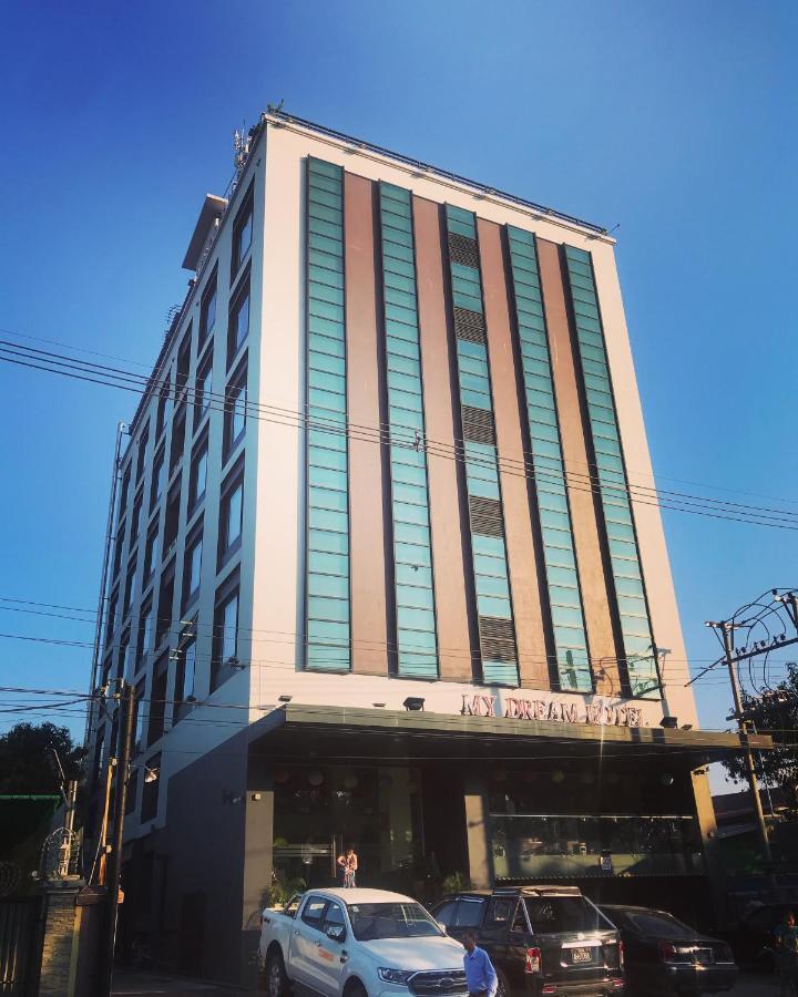My Dream Hotel Yangon Bagian luar foto