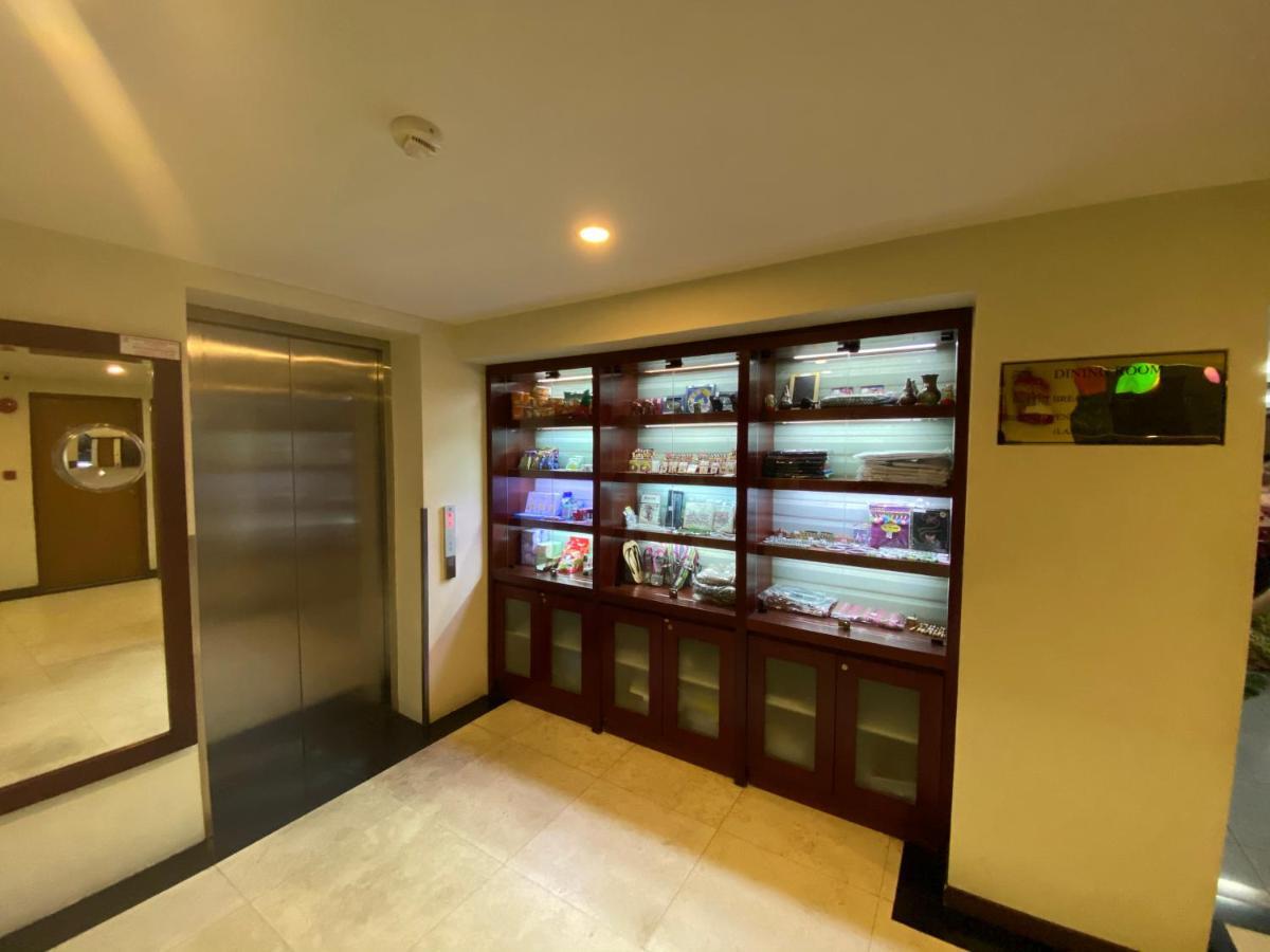 My Dream Hotel Yangon Bagian luar foto